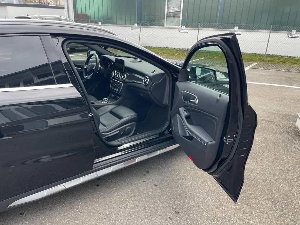 Mercedes-Benz GLA 45 AMG 4matic, Leder, Kamera, CarPlay 01/2019-photo-18
