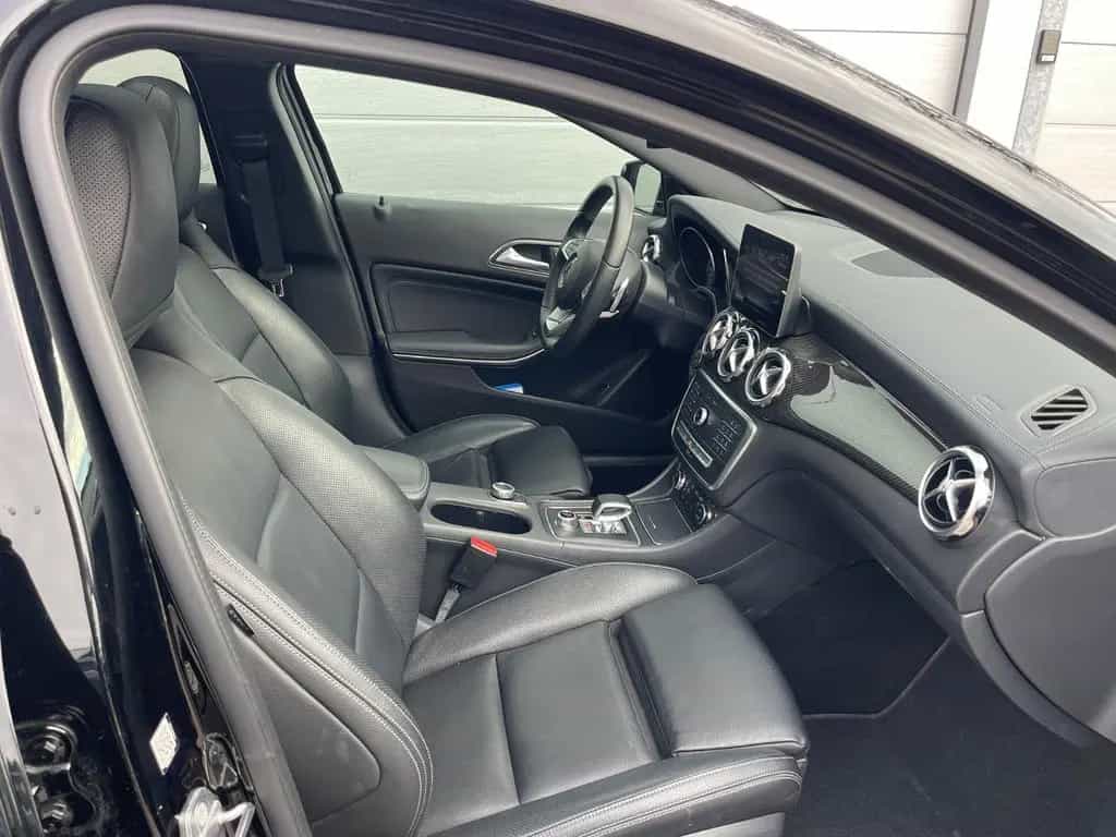 Mercedes-Benz GLA 45 AMG 4matic, Leder, Kamera, CarPlay 01/2019-photo-19