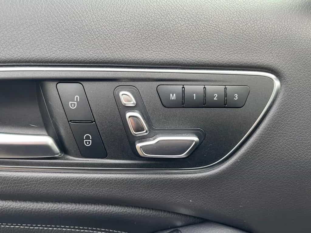 Mercedes-Benz GLA 45 AMG 4matic, Leder, Kamera, CarPlay 01/2019-photo-20