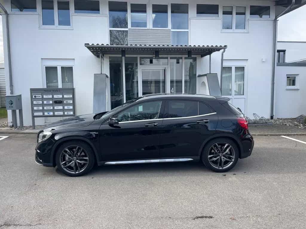 Mercedes-Benz GLA 45 AMG 4matic, Leder, Kamera, CarPlay 01/2019-photo-40
