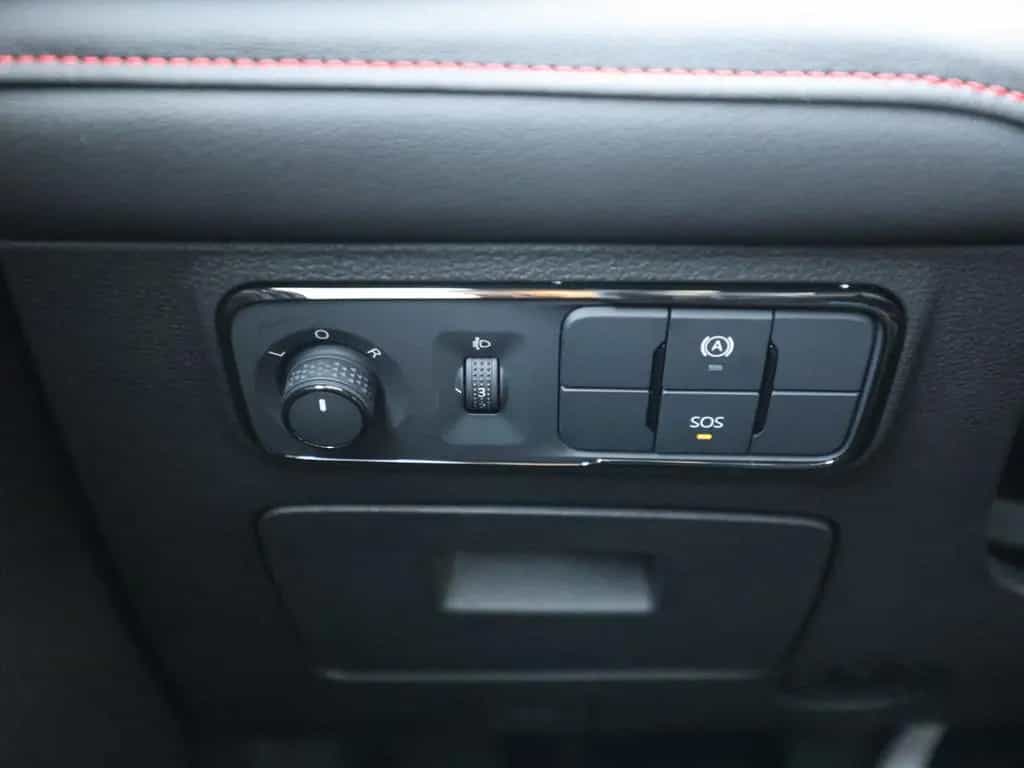 Maxus T60 MAX 4WD Luxury LED Klima Leder 360 ° 3,5t An null-photo-28
