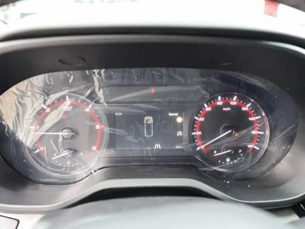 Maxus Deliver 7 Kasten L2H1 LED DAB Touch Klima Kamera null-photo-18