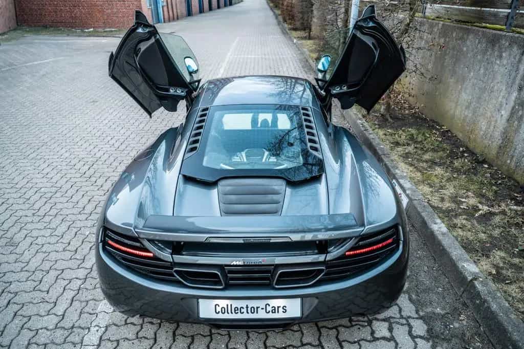 McLaren MP4-12C 3.8 V8 03/2012-photo-10
