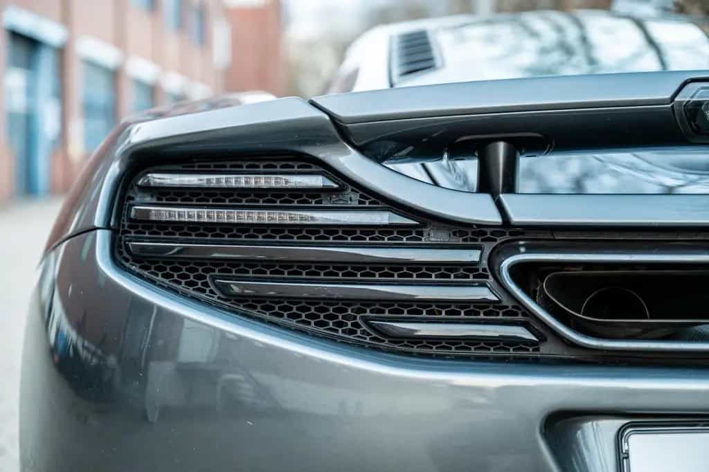 McLaren MP4-12C 3.8 V8 03/2012-photo-17