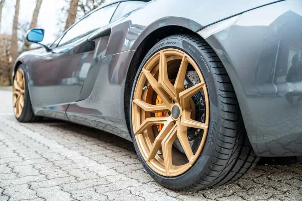 McLaren MP4-12C 3.8 V8 03/2012-photo-19