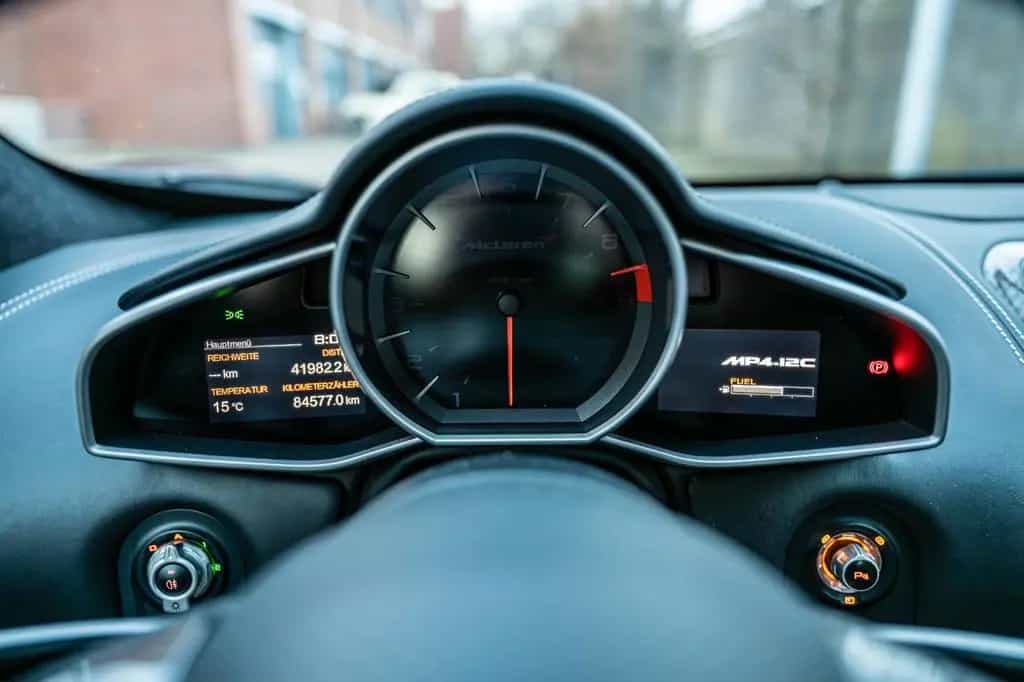 McLaren MP4-12C 3.8 V8 03/2012-photo-7