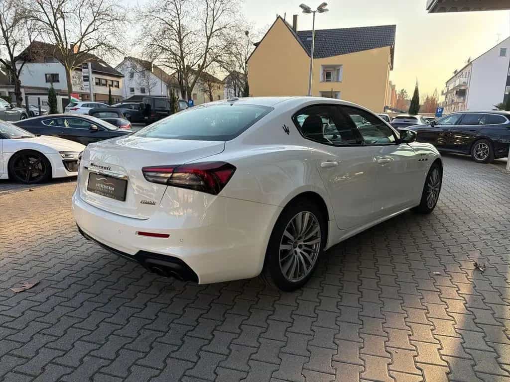 Maserati Ghibli Modena 09/2022-photo-4