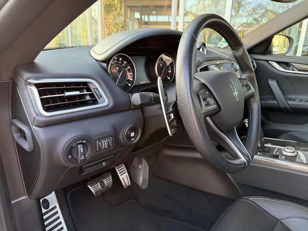Maserati Ghibli Modena 09/2022-photo-9