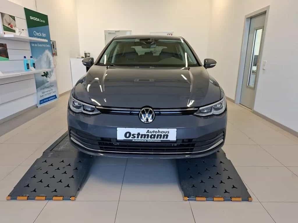 Volkswagen Golf VIII Active 1,5 TSI PDC 4xSHZ STH LM Navi 02/2023-photo-16