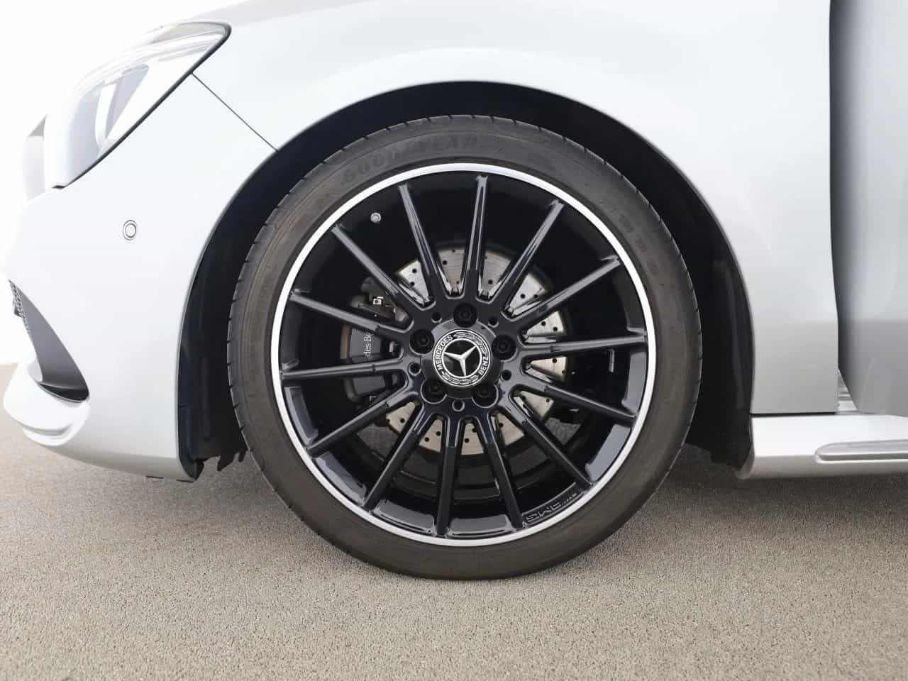 Mercedes-Benz CLA-Class 200 Shooting Brake 09/2018-photo-16