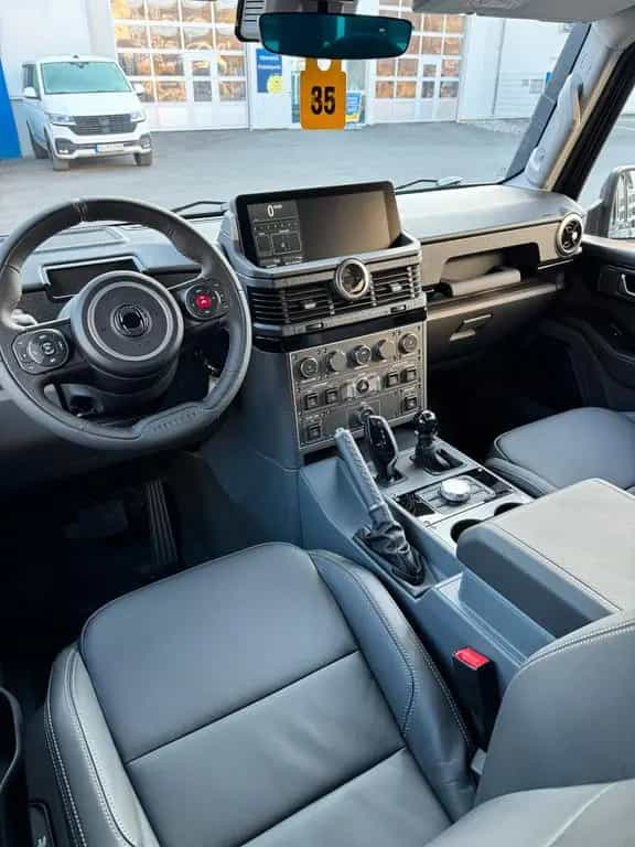 INEOS Grenadier Station Wagon Trialmaster Edition null-photo-6