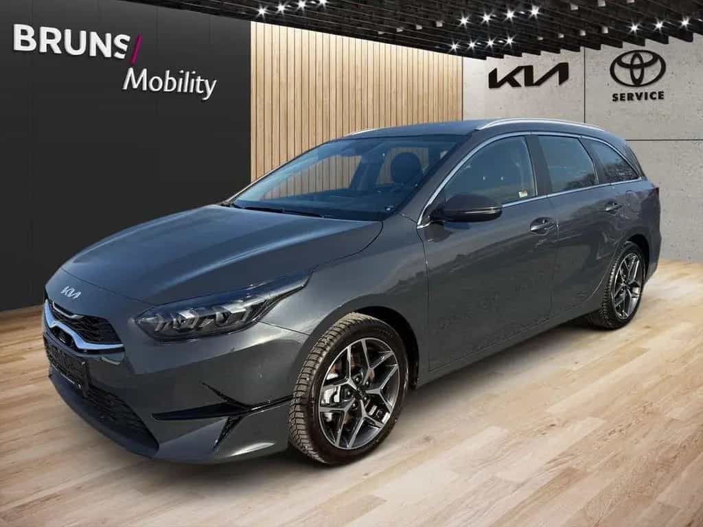 Kia Ceed Sportswagon 1.5T DCT Spirit Navi Kamera SHZ 05/2025-photo-1