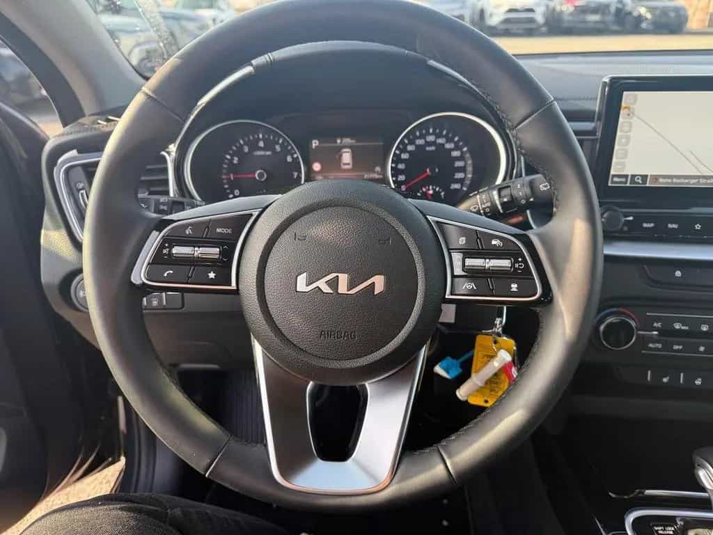 Kia Ceed Sportswagon 1.5T DCT Spirit Navi Kamera SHZ 05/2025-photo-15