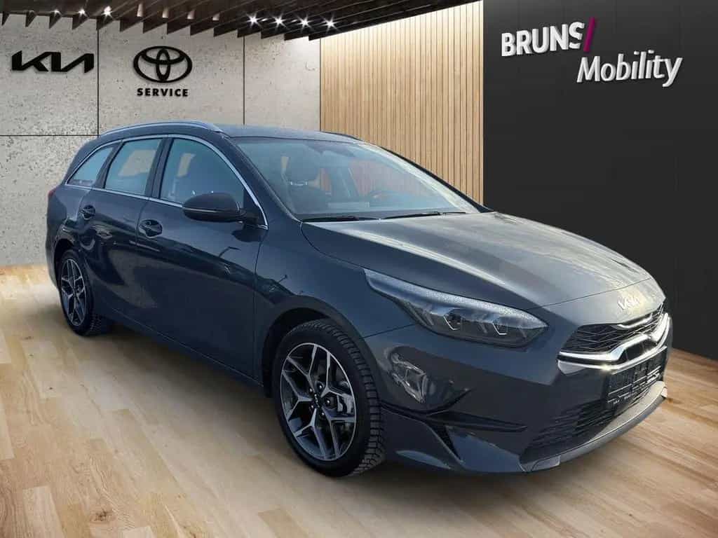 Kia Ceed Sportswagon 1.5T DCT Spirit Navi Kamera SHZ 05/2025-photo-2
