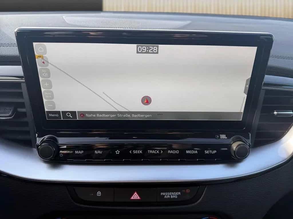 Kia Ceed Sportswagon 1.5T DCT Spirit Navi Kamera SHZ 05/2025-photo-9