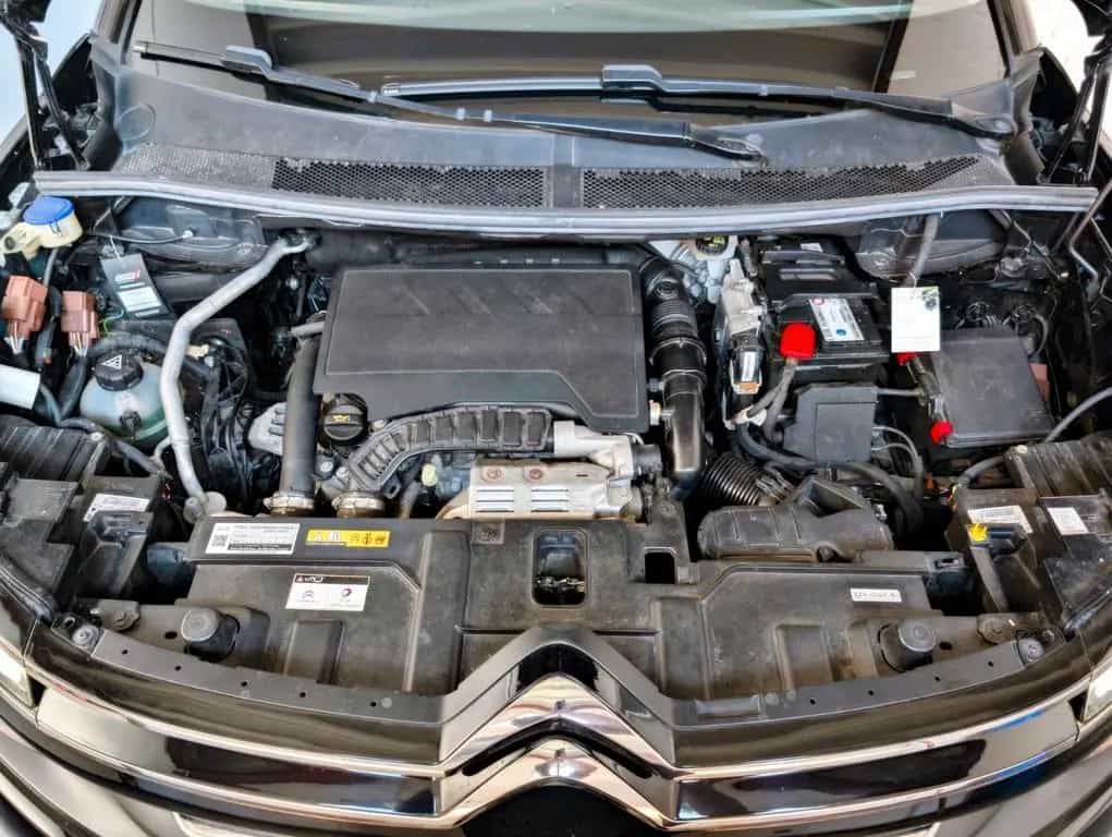 Citroën C5 Aircross Live | 8-Fach Bereift 03/2019-photo-20