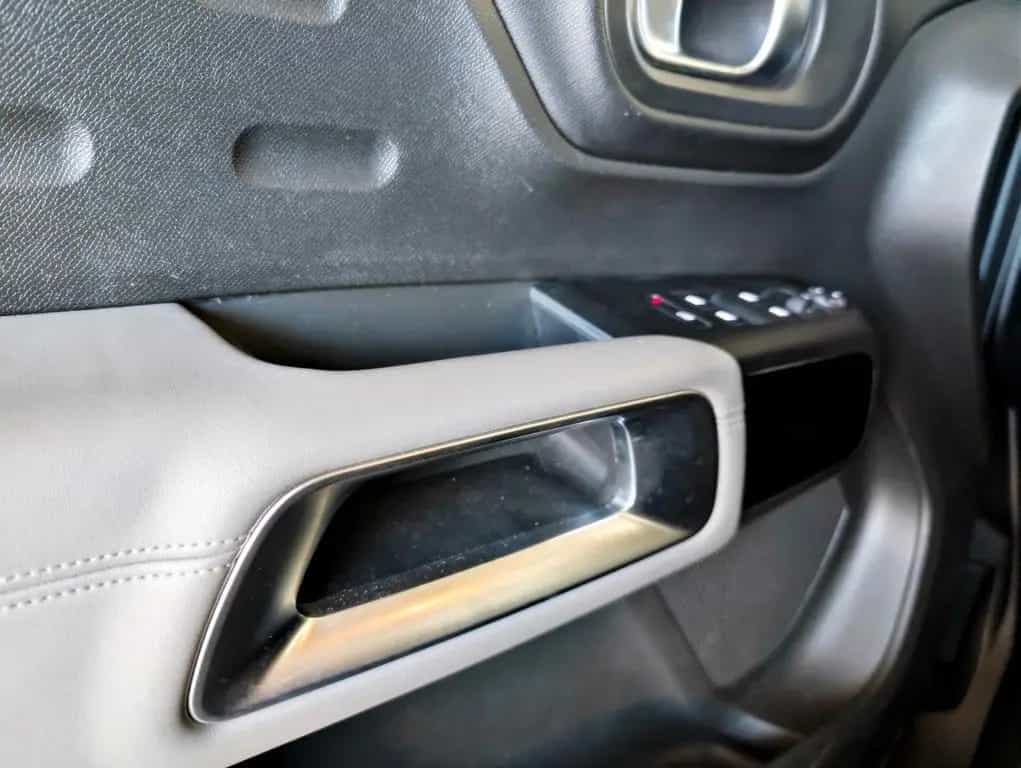 Citroën C5 Aircross Live | 8-Fach Bereift 03/2019-photo-37
