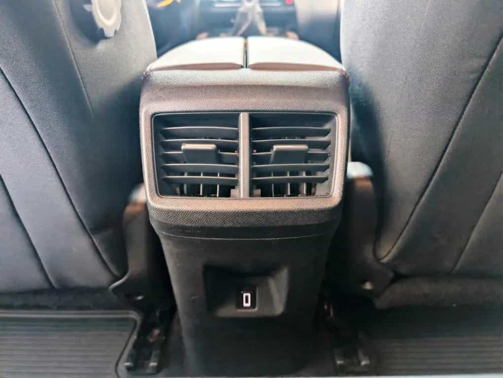 Citroën C5 Aircross Live | 8-Fach Bereift 03/2019-photo-42