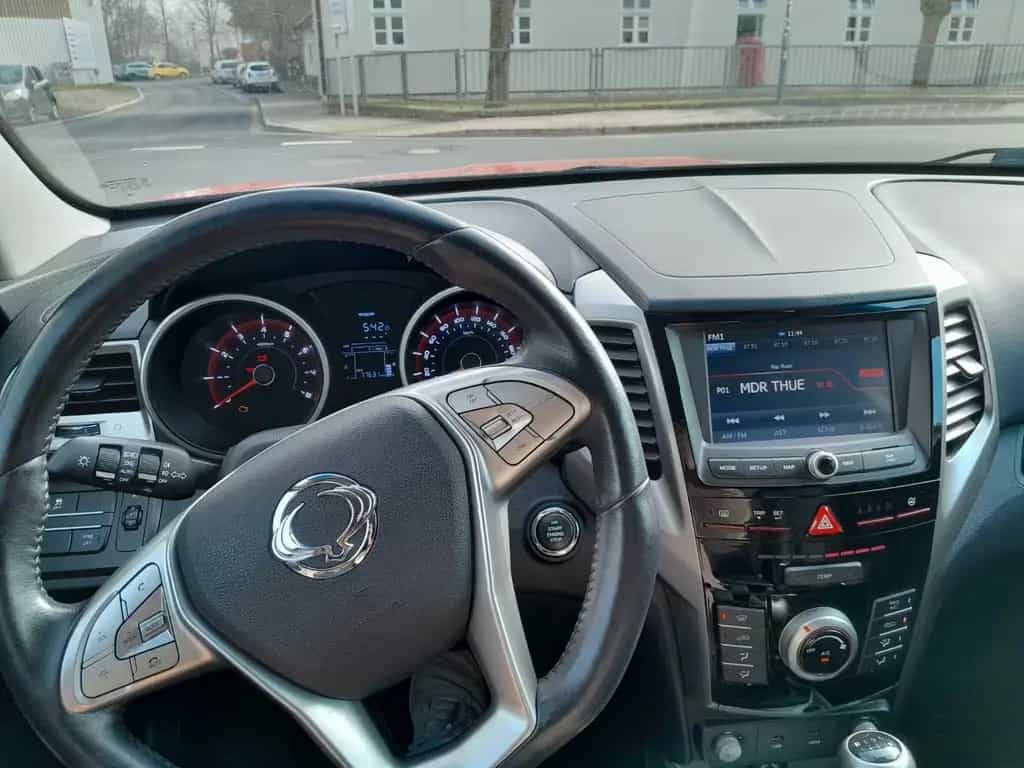 Ssangyong Tivoli 1.6 e-XGi 160 QUARTZ 2WD 11/2017-photo-5