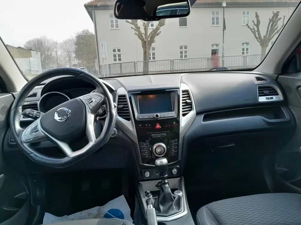 Ssangyong Tivoli 1.6 e-XGi 160 QUARTZ 2WD 11/2017-photo-6