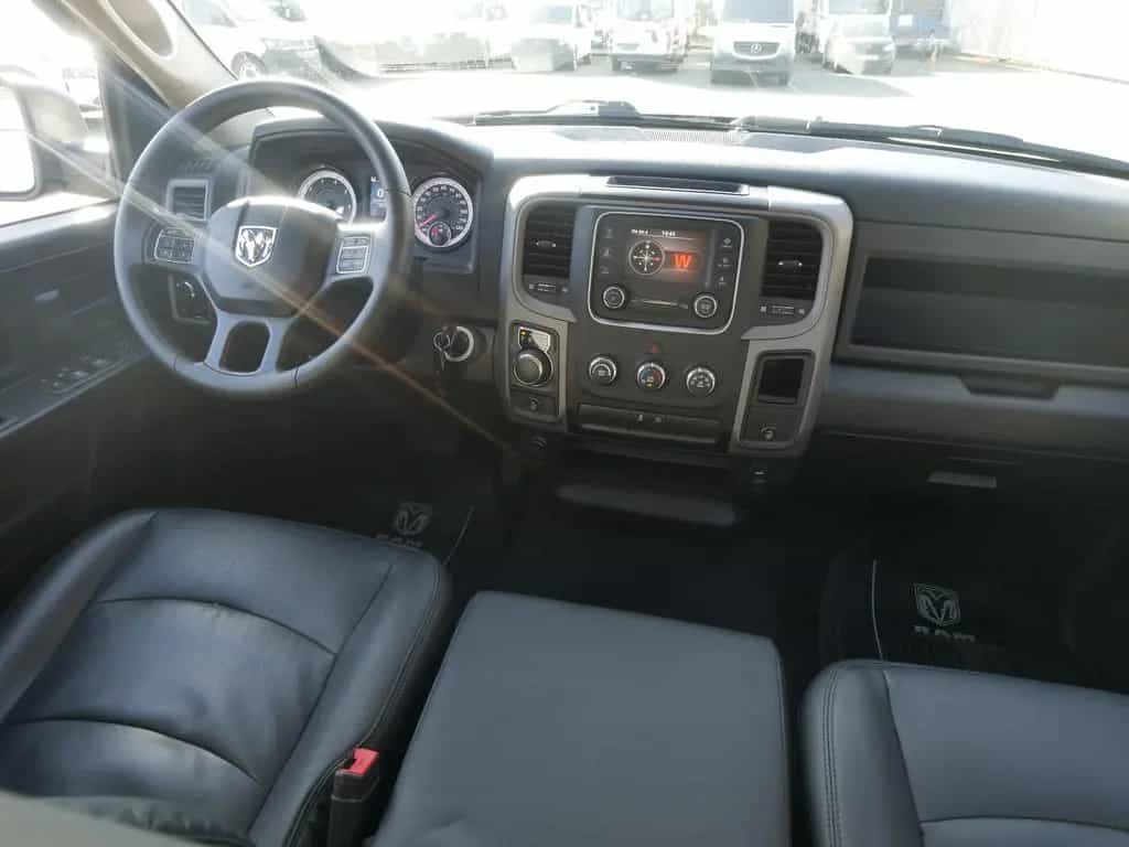 Dodge RAM 1500 Classic 02/2021-photo-10