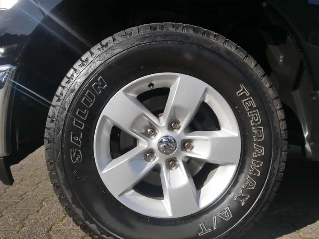Dodge RAM 1500 Classic 02/2021-photo-23