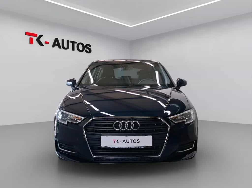 Audi A3 SP 35 TFSI design,1.Hand,Bi-Xenon,Navi,ViCo 06/2020-photo-1