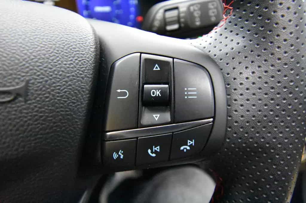 Ford Puma ST-Line X LED Pano SHZ LHZ B&O 09/2020-photo-37