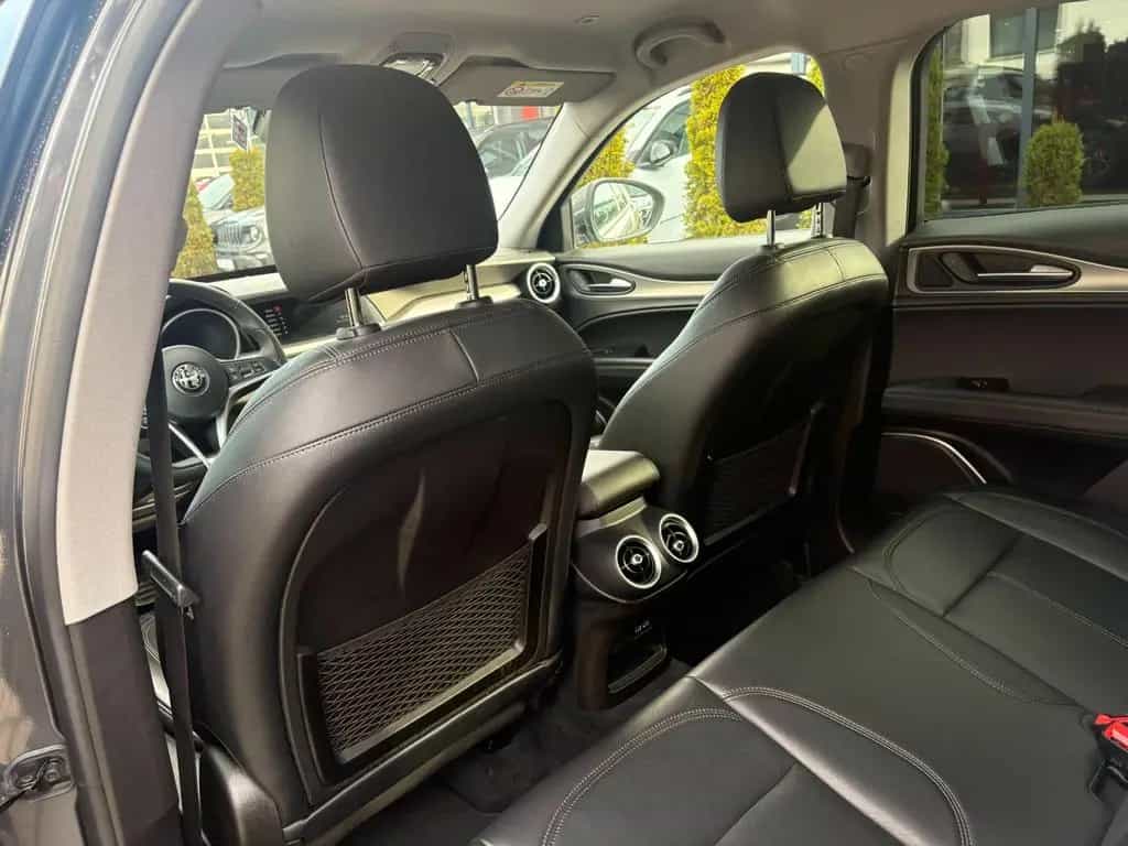 Alfa Romeo Stelvio Super Q4 08/2019-photo-14