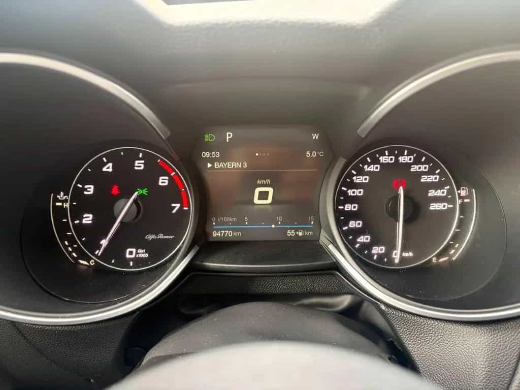 Alfa Romeo Stelvio Super Q4 08/2019-photo-18