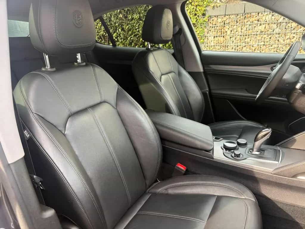 Alfa Romeo Stelvio Super Q4 08/2019-photo-9