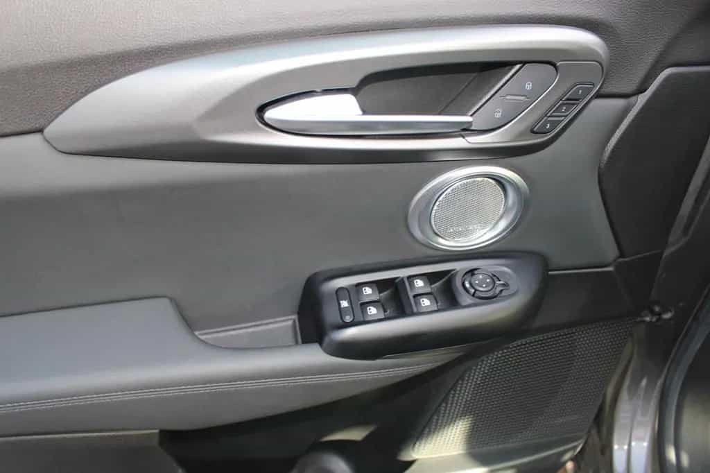 Alfa Romeo Tonale Ti MATRIX/360°KAMERA/LEDER/SITZ-BELÜFTUNG 03/2023-photo-9