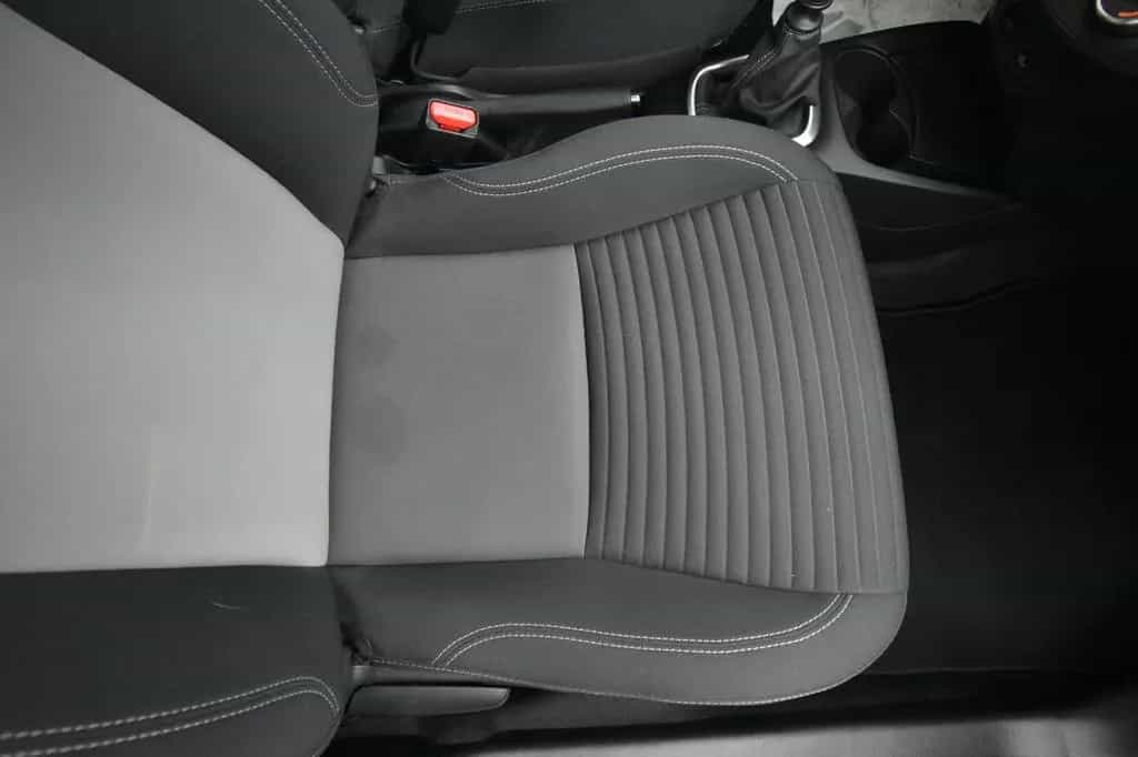 Toyota Yaris Comfort Bluetooth RFK Klima ISOFIX 2.Hand 05/2020-photo-14