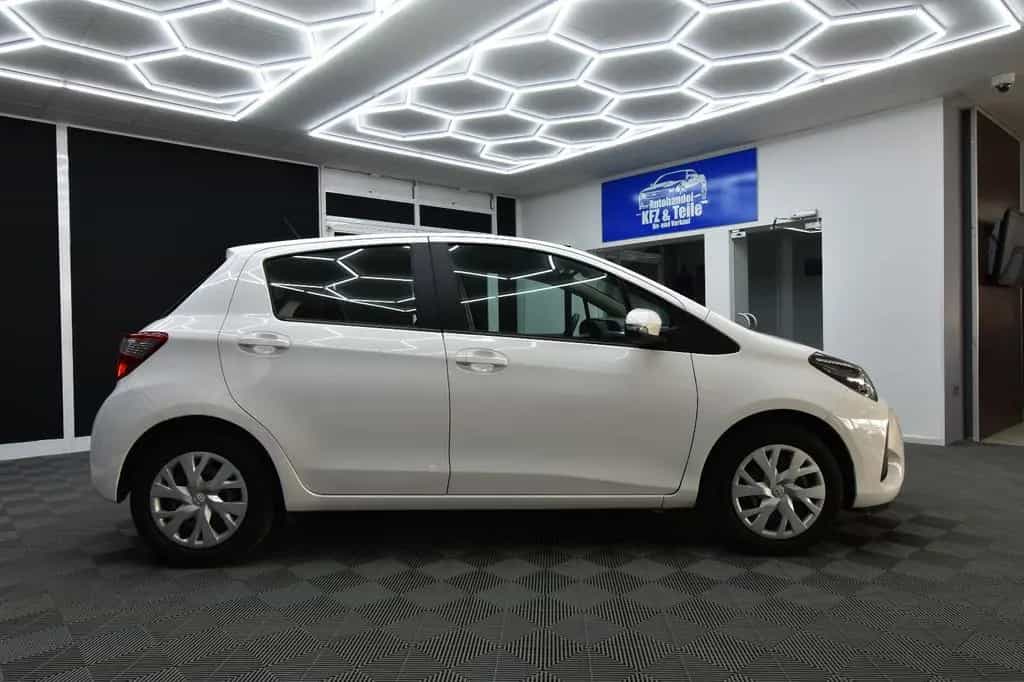 Toyota Yaris Comfort Bluetooth RFK Klima ISOFIX 2.Hand 05/2020-photo-3