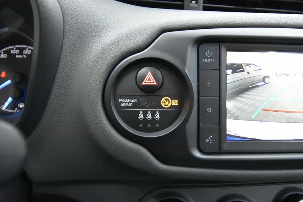 Toyota Yaris Comfort Bluetooth RFK Klima ISOFIX 2.Hand 05/2020-photo-34