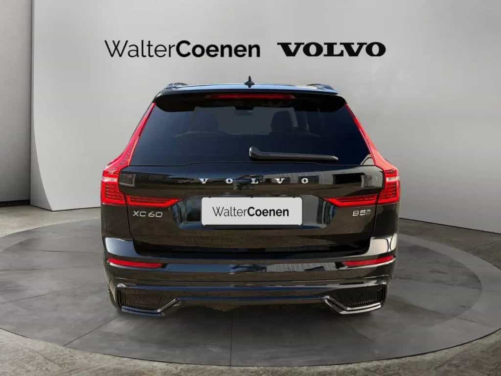 Volvo XC60 B5 B AWD Plus Dark Luftfahrwerk  360° Cam 07/2025-photo-5