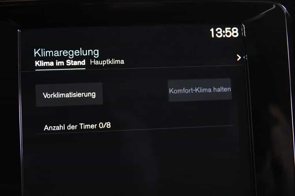 Volvo XC40 T3 Geartronic *1.Hand*18"R-Design*Navi* 05/2021-photo-14