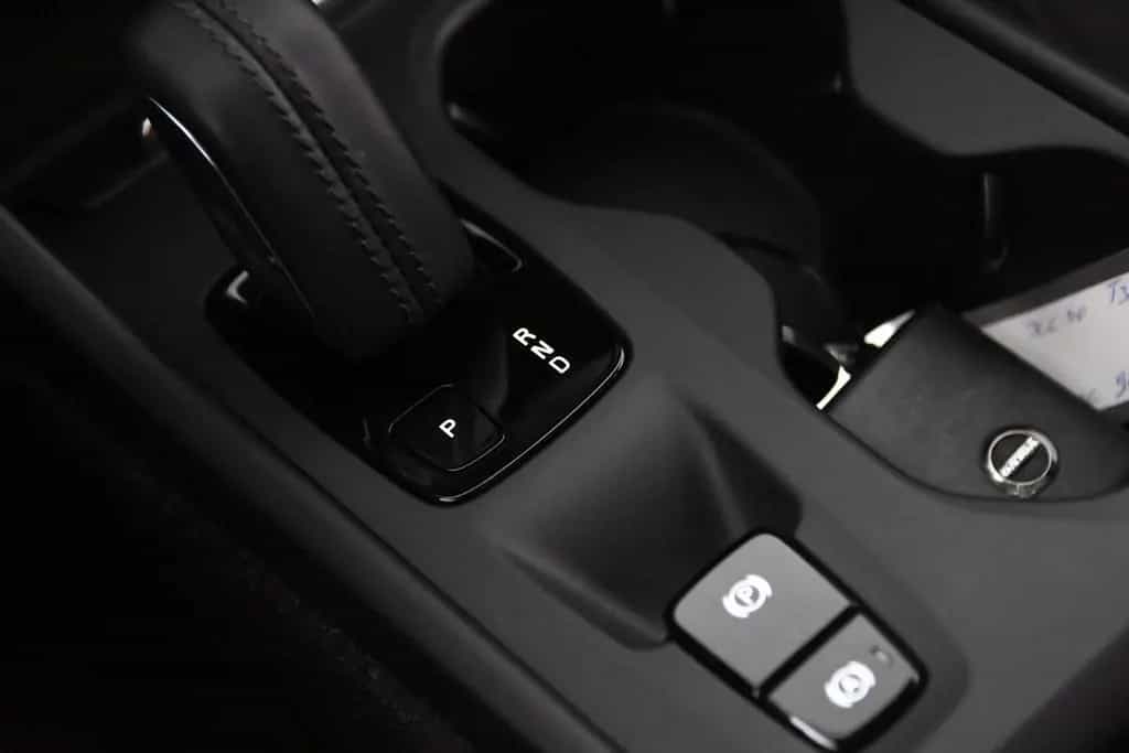 Volvo XC40 T3 Geartronic *1.Hand*18"R-Design*Navi* 05/2021-photo-16