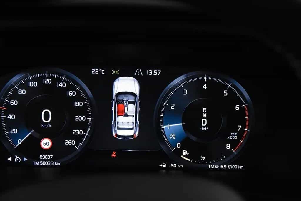Volvo XC40 T3 Geartronic *1.Hand*18"R-Design*Navi* 05/2021-photo-18