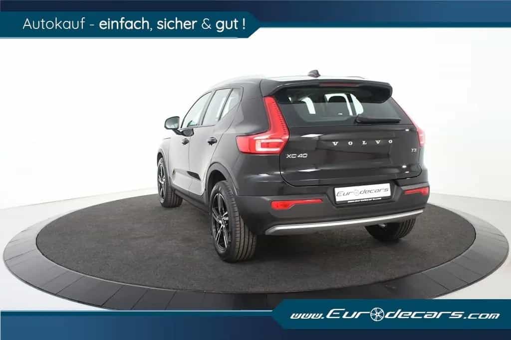 Volvo XC40 T3 Geartronic *1.Hand*18"R-Design*Navi* 05/2021-photo-5