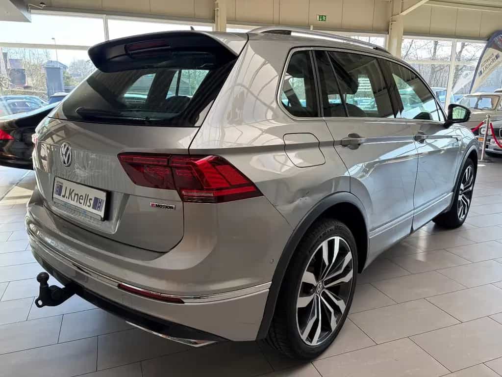 Volkswagen Tiguan R-Line BMT 4Motion/AHK / BLECHSCH. 07/2019-photo-2