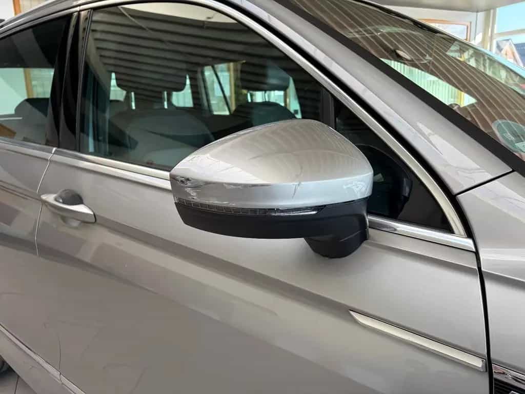 Volkswagen Tiguan R-Line BMT 4Motion/AHK / BLECHSCH. 07/2019-photo-5