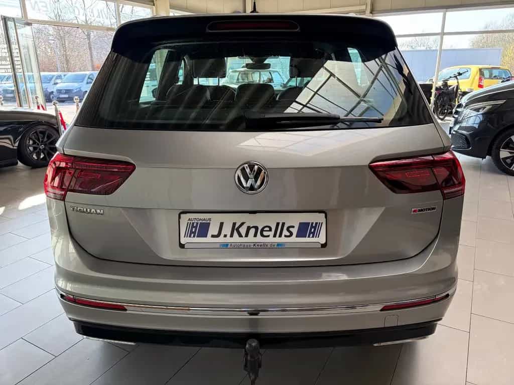 Volkswagen Tiguan R-Line BMT 4Motion/AHK / BLECHSCH. 07/2019-photo-8