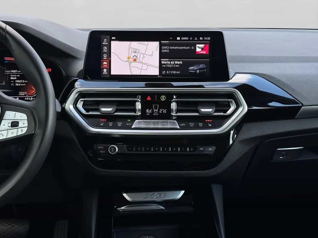 BMW X3 xDrive20d Anhängerkupplung ParkingAssist Sitz 02/2023-photo-24