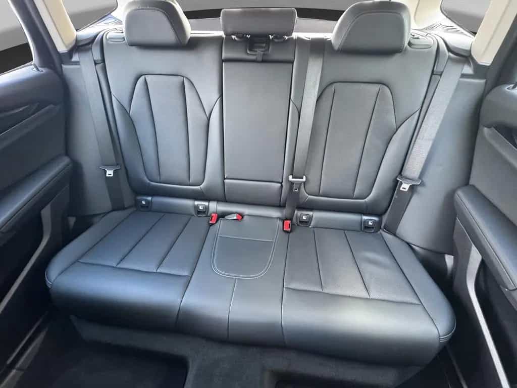 BMW X3 xDrive20d Anhängerkupplung ParkingAssist Sitz 02/2023-photo-28