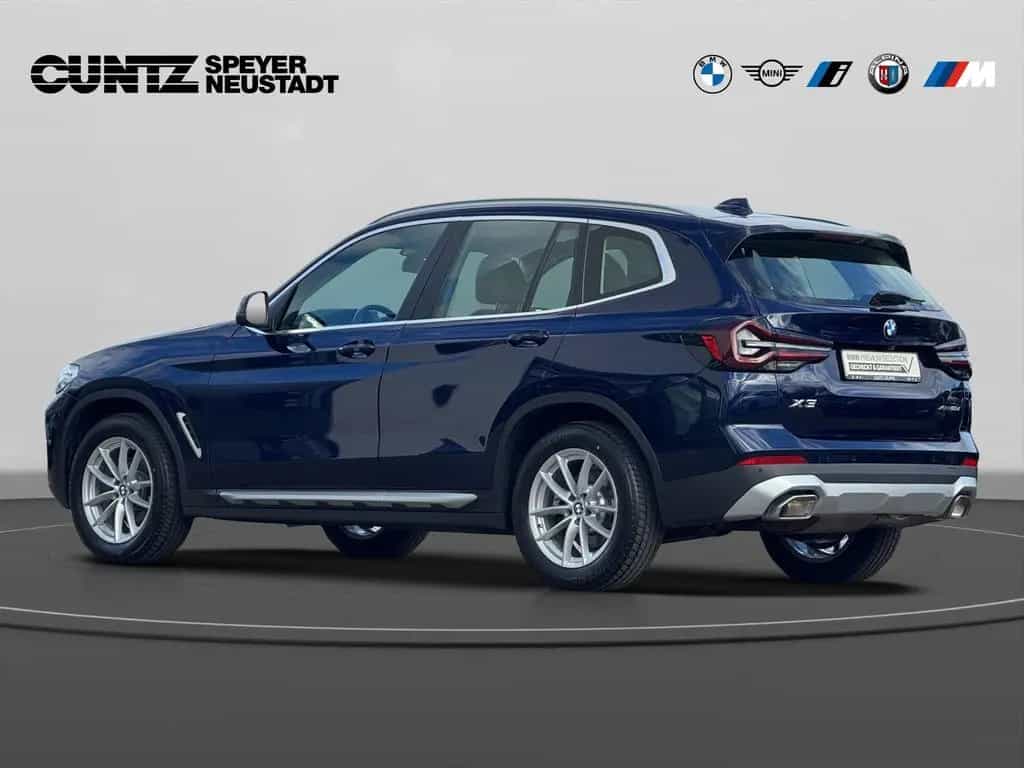 BMW X3 xDrive20d Anhängerkupplung ParkingAssist Sitz 02/2023-photo-6