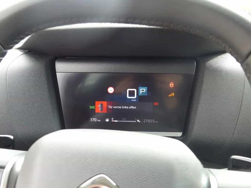 Citroën C4 PureTech 130 S&S EAT8 Plus 01/2024-photo-9