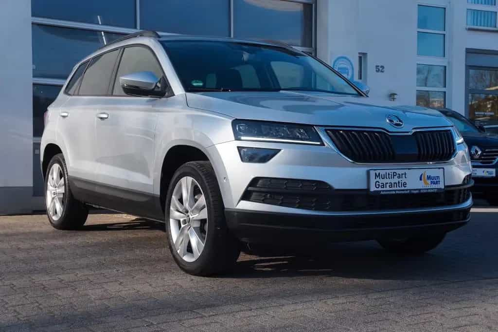 Skoda Karoq 1.5l TSI ACT DSG STYLE*PDC*KAMERA*KEYLESS* 11/2021-photo-0