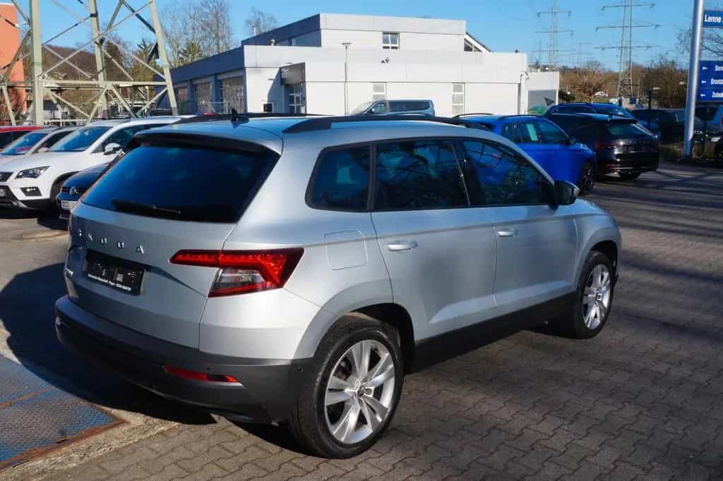 Skoda Karoq 1.5l TSI ACT DSG STYLE*PDC*KAMERA*KEYLESS* 11/2021-photo-12