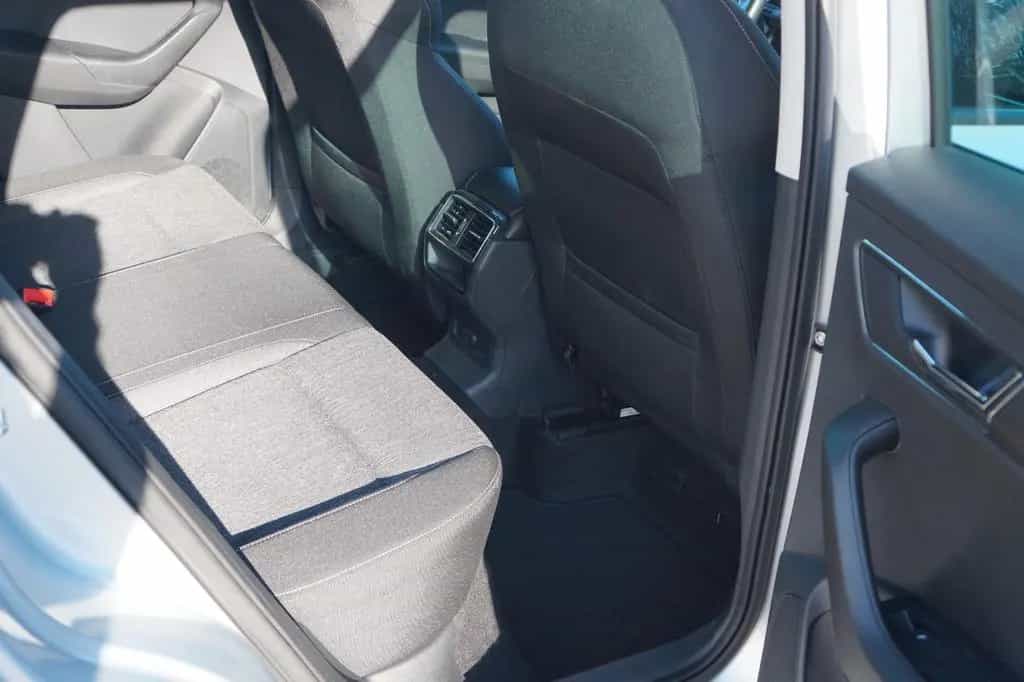 Skoda Karoq 1.5l TSI ACT DSG STYLE*PDC*KAMERA*KEYLESS* 11/2021-photo-17